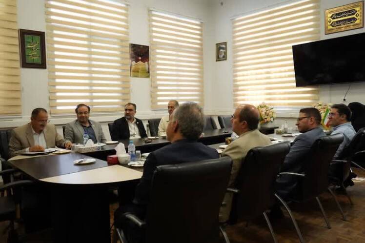 نشست هم‌اندیشی مدیران دانشگاه امام رضا (ع) و شرکت مهندسان مشاور آستان قدس رضوی