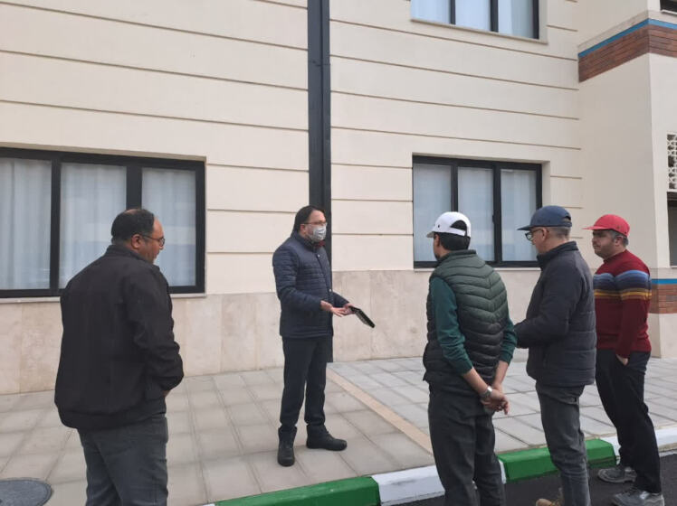 بازدید کمیته نظارت عالیه از پروژه زائرسرای رضوی چمن