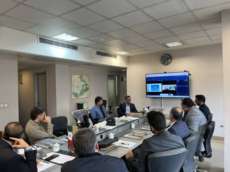 برگزاری جلسه ارزیابی مرکز ملی تعالی و پیشرفت شرکت مهندسان مشاور رضوی - مرحله اول 041102